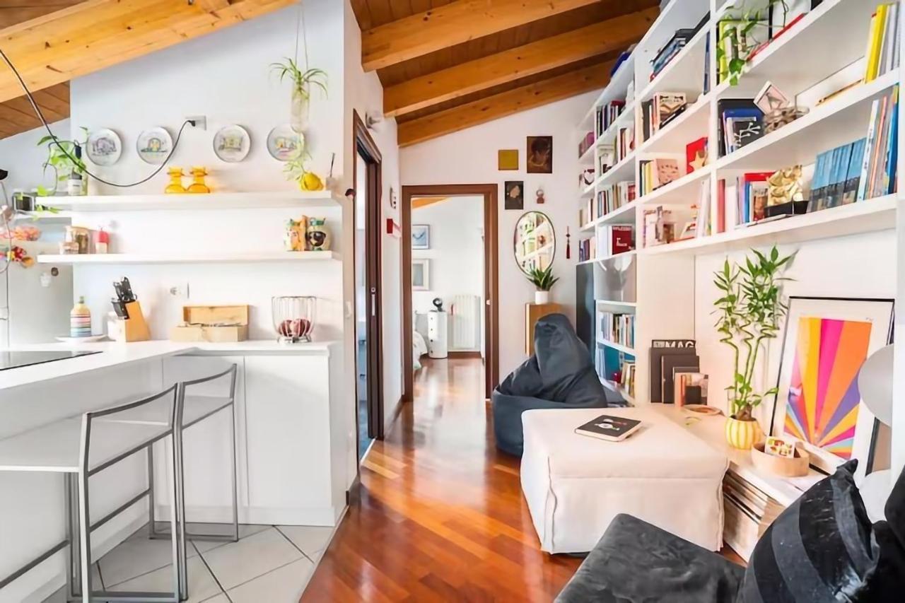 Appartement Le Domus Milano_attic With Terrace Milaan